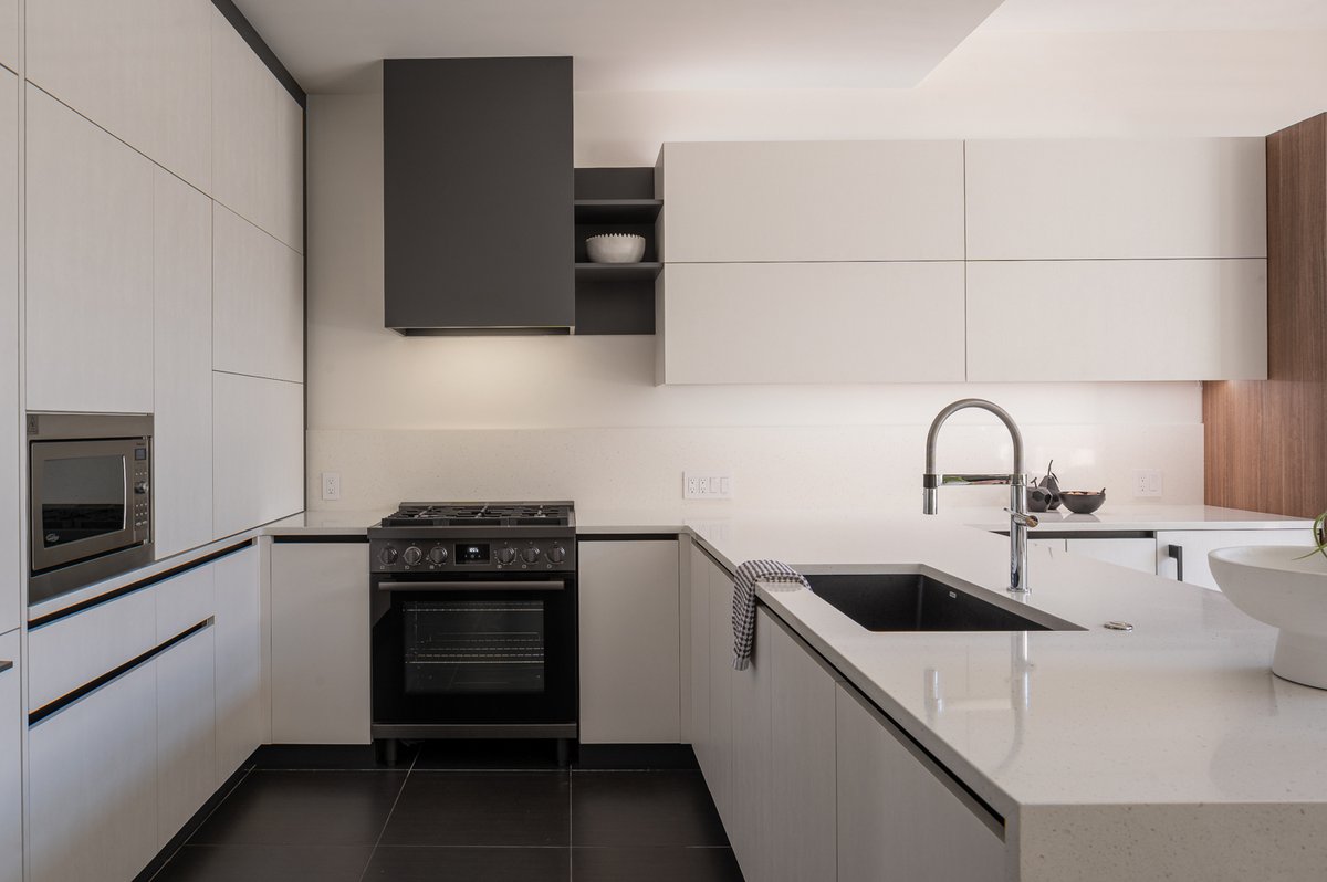 Timeless beauty meets modern homes with custom marble countertops. Known for their unique patterns and luxury, marble countertops can transform your kitchen and washrooms into spaces of elegance. 

Start your journey with Canadian Countertops today! canadiancountertops.com
