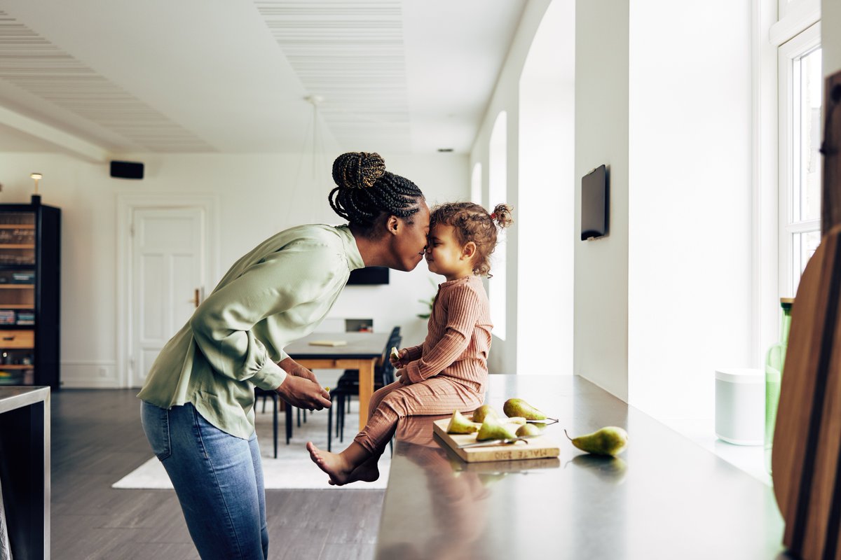 MoneyMartCanada's tweet photo. Ditch the distance and send money to family and friends with Money Mart! Fast, secure, and simple. 
Learn more: https://t.co/v8LE0sMche 
#moneymart #westernunion https://t.co/EtpA3l847Y