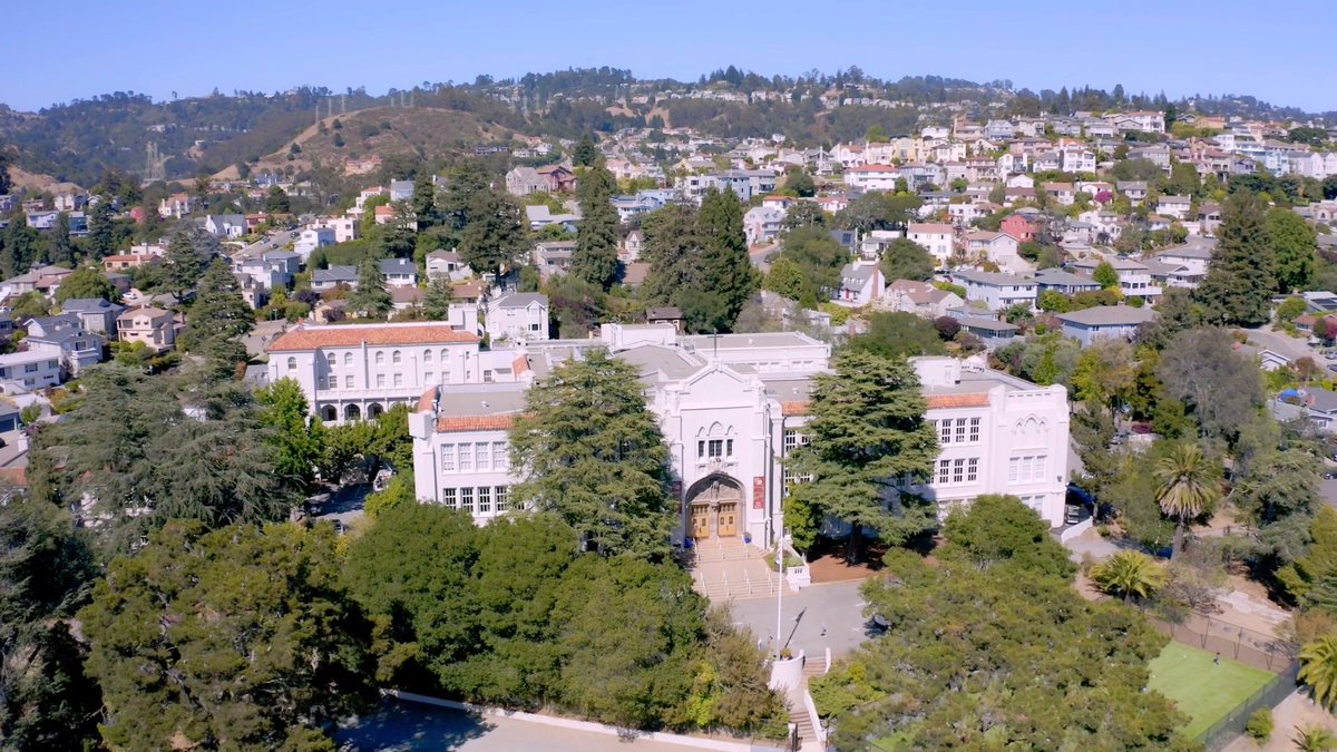 filmsbyparallel's tweet photo. Some of our favorite drone shots from the past couple years!

#dronephotography #drones https://t.co/v8pPa5Gpkk