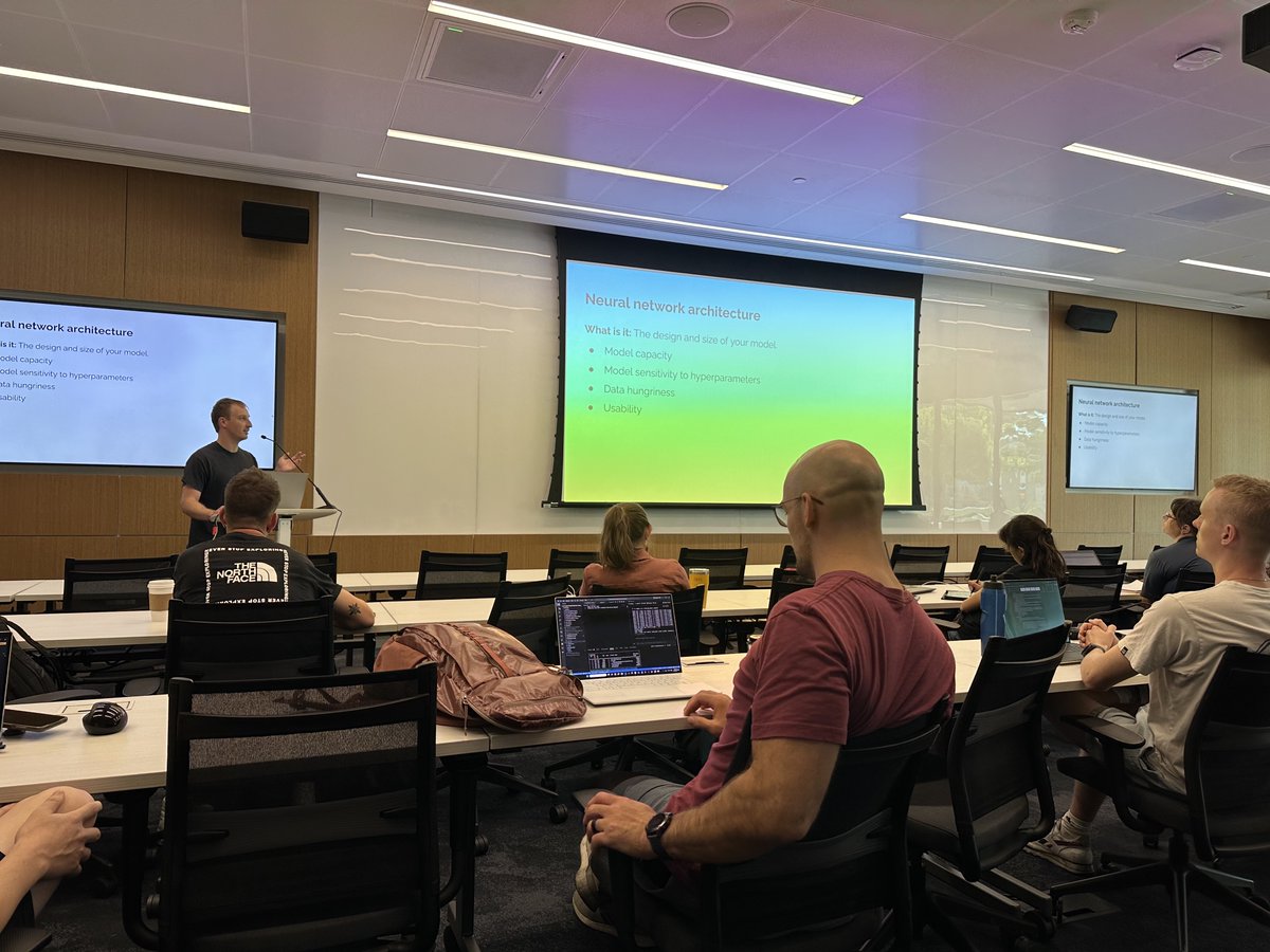 @__justinkay gave a phenomenal lecture at @cv4ecology today on rules of thumb to improve #ComputerVision results, including #hyperparameterTuning, #fineTuning, and more! 👏