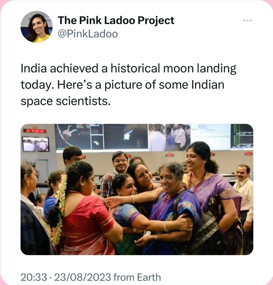 ManikkageYasuni's tweet image. This is what a scientist looks like! Indian space scientists from Mangalyaan mission. 
Love the Jasmine in the hair. 😍 
So confident to be modern and traditional at the same time.

Ps: Wish I could wear Jasmine to work.