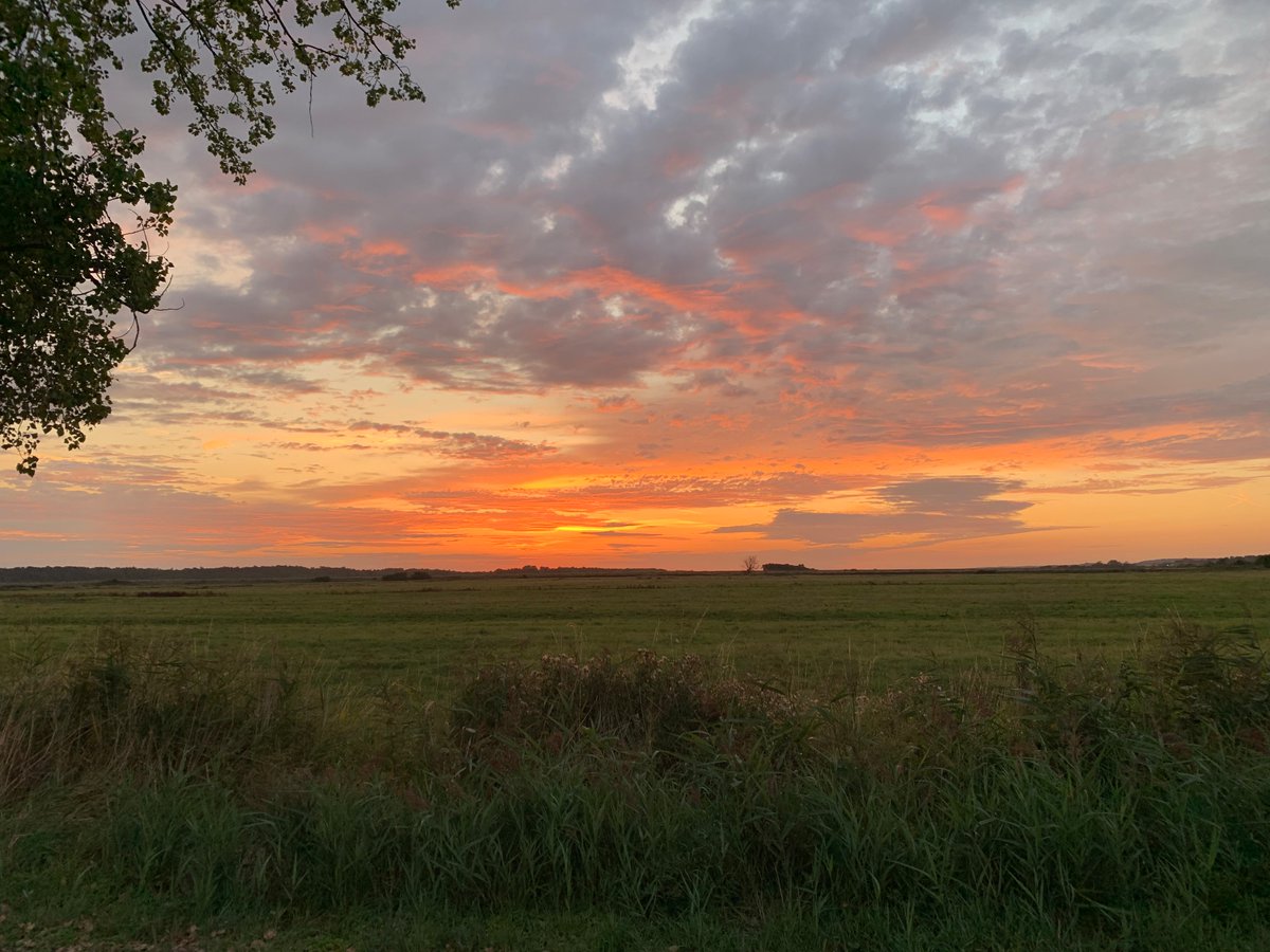 WHCPhysEd's tweet image. Beautiful morning: Holkham to Stiffkey along the Norfolk coastal path