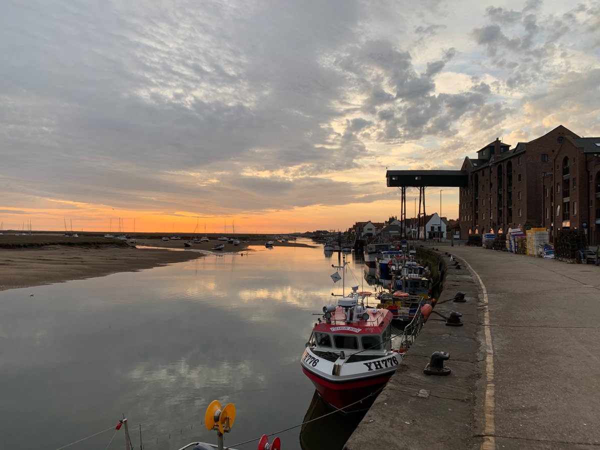 WHCPhysEd's tweet image. Beautiful morning: Holkham to Stiffkey along the Norfolk coastal path