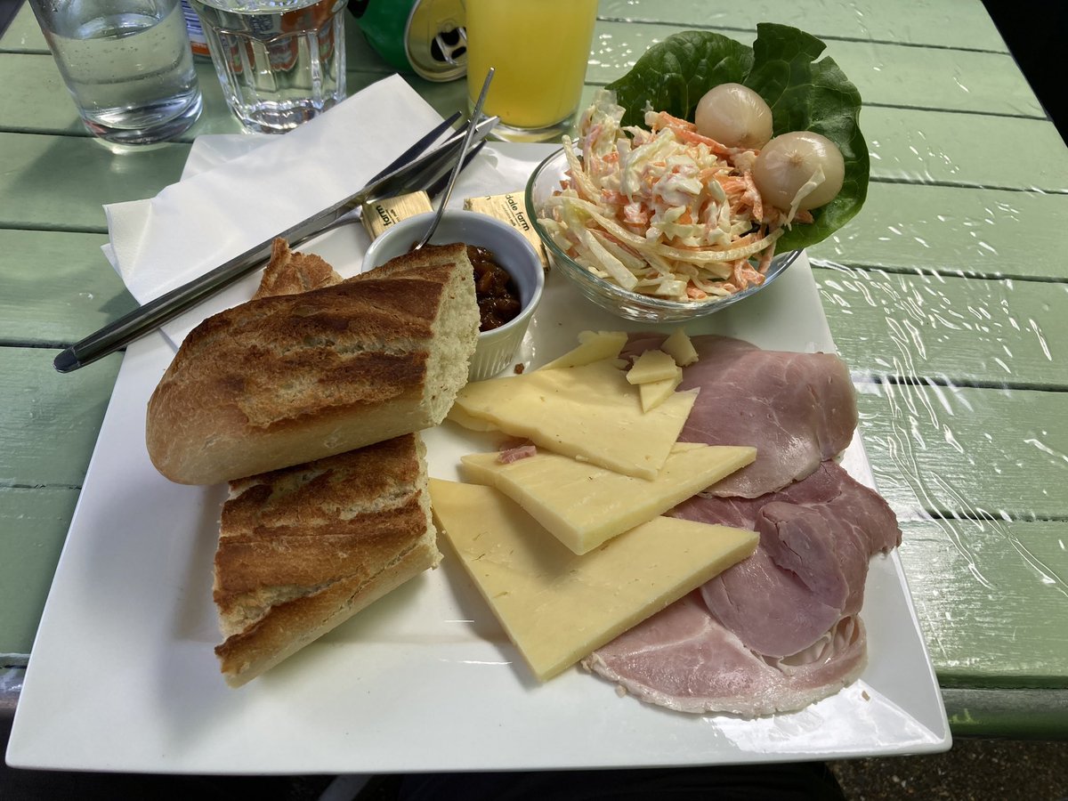 Yes <a href="/elisjames/">Elis James</a> and <a href="/nomadicrevery/">evil john robins</a>, I have had a ploughman’s.