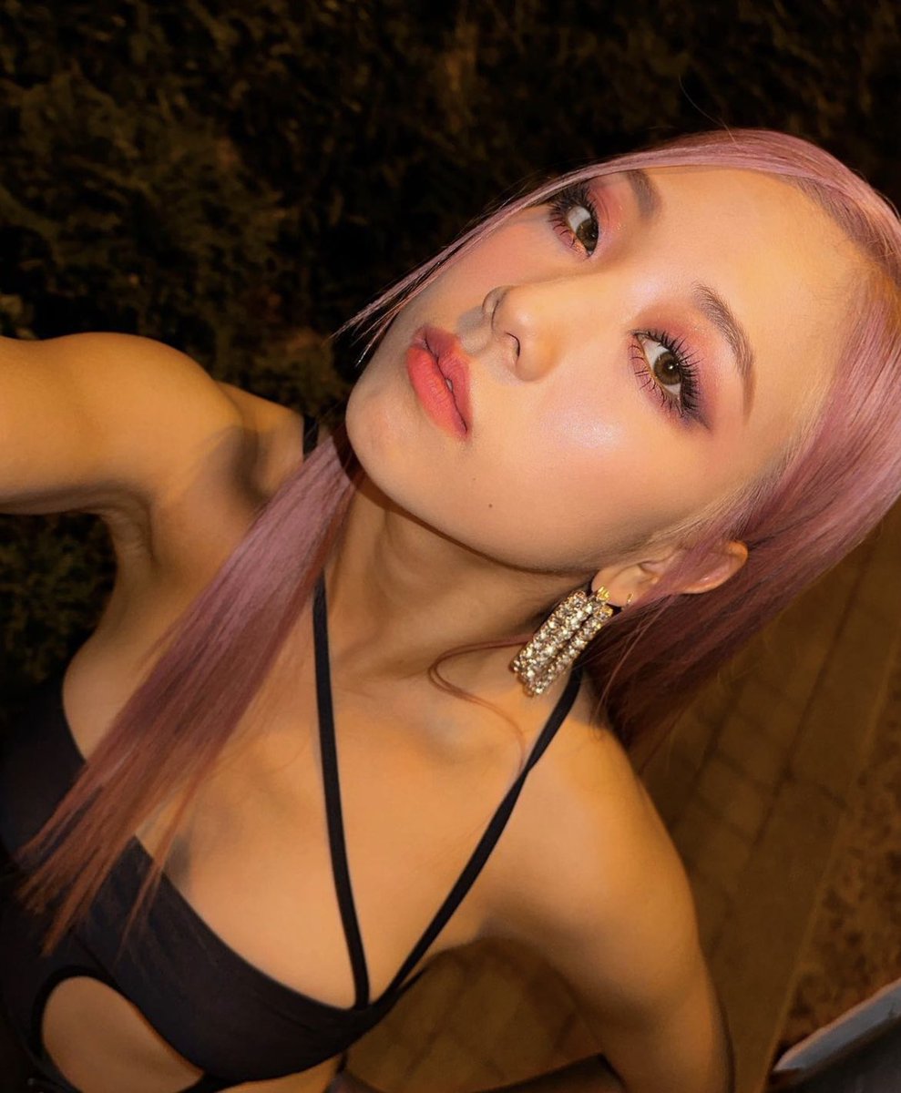 SeungGlobal's tweet photo. #SEUNGYEON #장승연 
@signedbywild #CLC #씨엘씨 https://t.co/fKMpMrfRdm