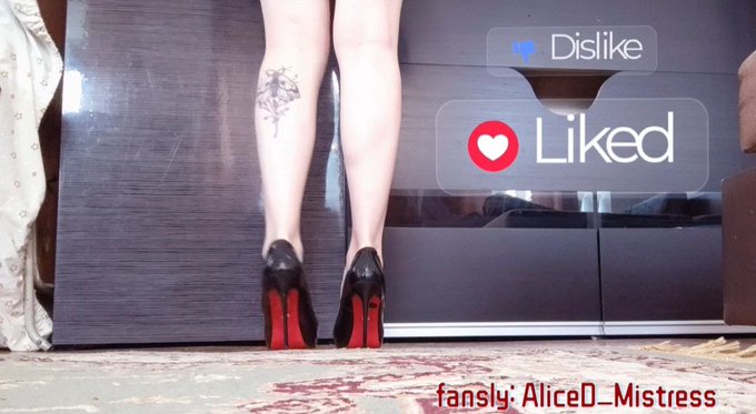 Love high heels 😍😍 #Mistress #highheels #tattoo https://t.co/q4JOnIsLqQ<a href="/tag/mistress"class="tags">#Mistress</a><a href="/tag/highheels"class="tags">#highheels</a><a href="/tag/tattoo"class="tags">#tattoo</a>