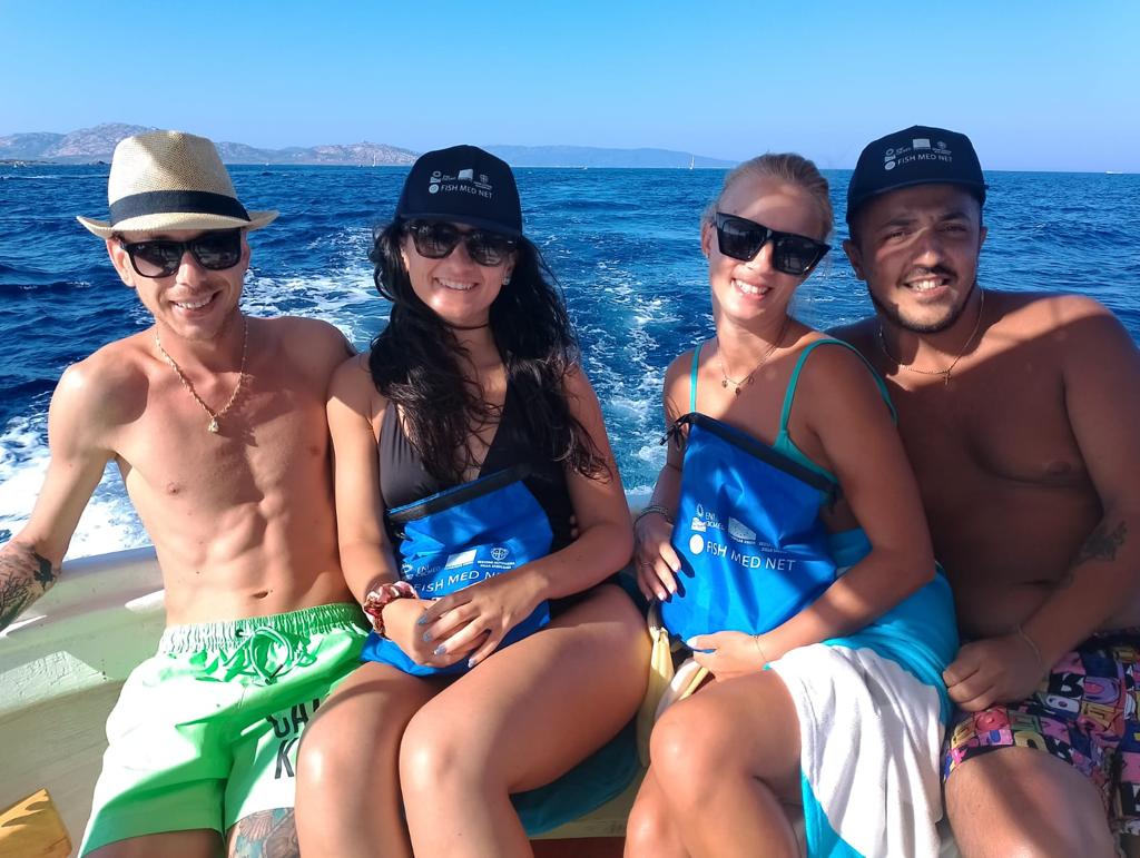 FISHMEDNETeu's tweet photo. From Puglia to Liguria to Sardegna, the @FISHMEDNETeu tourist kit has become a hot topic among tourists like these ones from Pescaturismo Alex, leaving memories of a fun and sustainable vacation. 
@Halieus_ @CIHEAMBari @ATDPA_SSF @fishmednet @enicbcbmed @Eleghezz @saraguidelli https://t.co/n1IOU1Mzsu