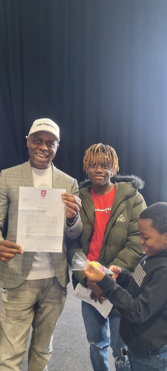 <a href="/NewmanRCCollege/">Newman Catholic College</a> 
Leroy Silika with a clean sweep of As