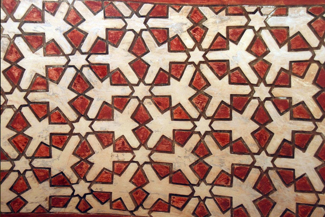 12th-century tilework at the Almoravid Qubba in Marrakech, Morocco. 

📷 Maureen