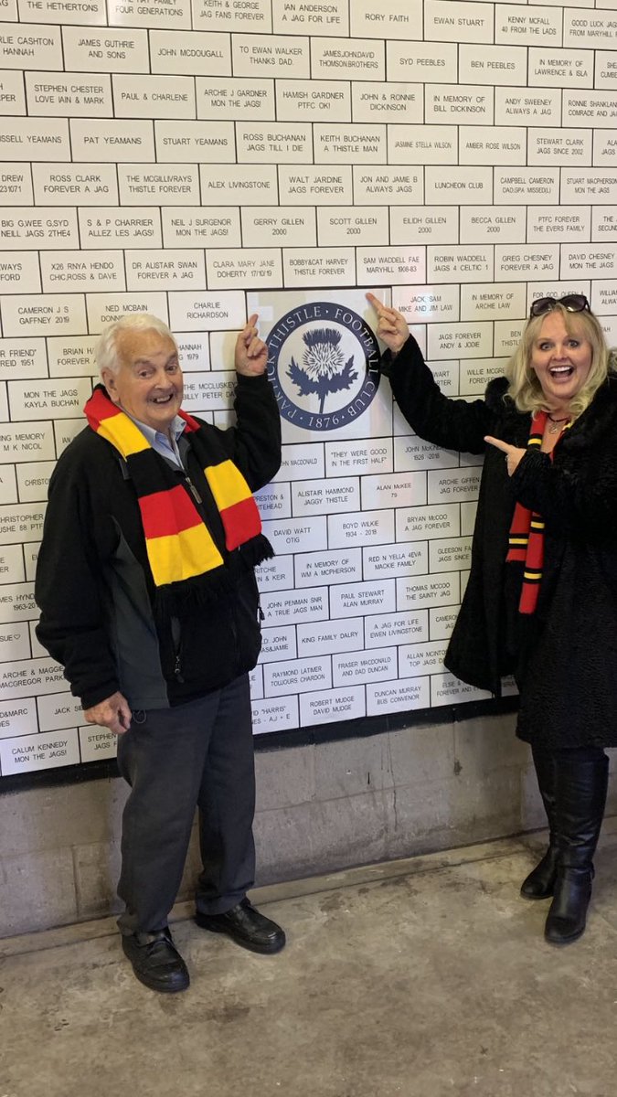 Cat Harvey tweet media