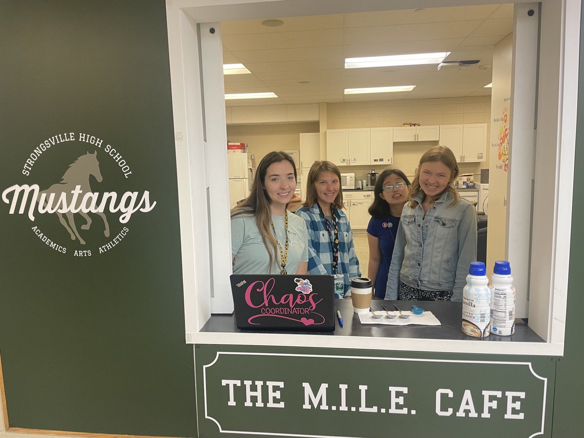 susiharb's tweet photo. Starting today w/a warm smile &amp; cup of coffee from these great students! https://t.co/3JJmfPzLbh