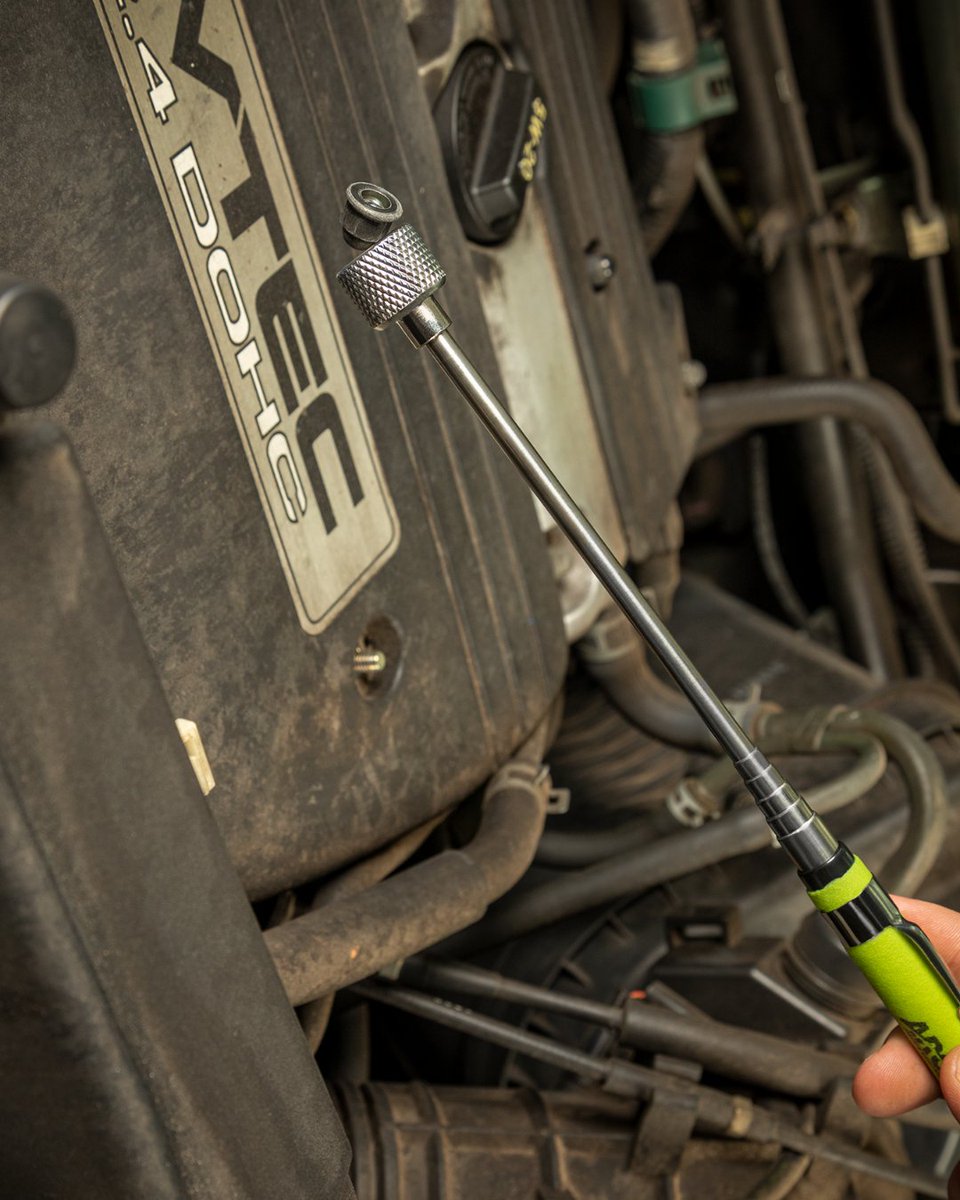 ArcanTools's tweet photo. Need a hand in a tight space?
The 16lb Telescoping Magnetic Pickup Tool comfortably extends up to 30 inches to grab those loose pieces with ease! #tool #tools #toolsofthetrade #toolarmy #metal #engineering 

https://t.co/U8kauvLma1 https://t.co/9G0wHLC1La