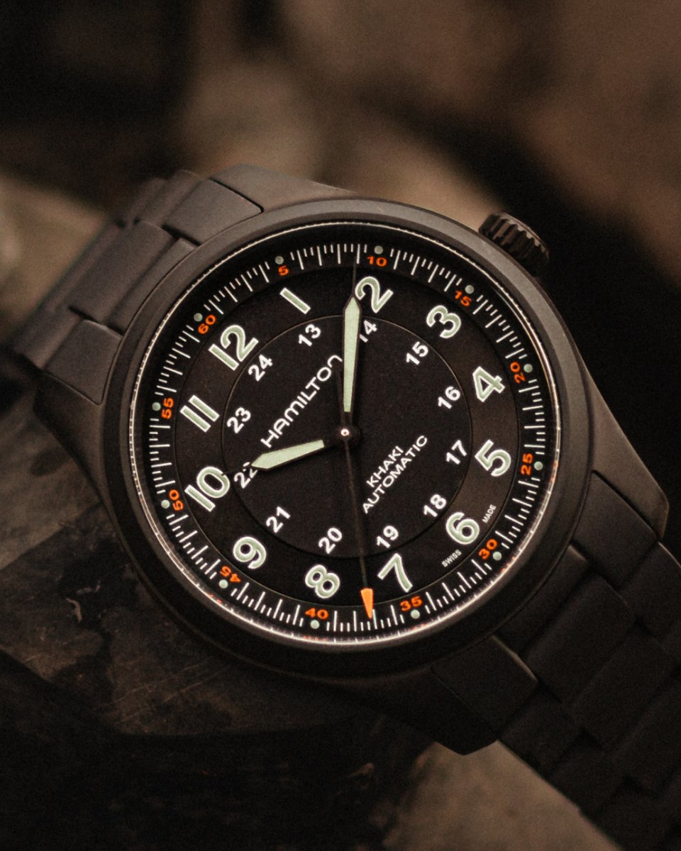 hamiltonwatch's tweet photo. Paired with a bracelet - matte black and brushed titanium, the timepiece offers a sleek look without compromising on performance: https://t.co/WpTOHAhxey
#hamiltonwatch #adventure #newtimepiece
(Ref. H70215130, H70205140) https://t.co/AV6vOBY8ej