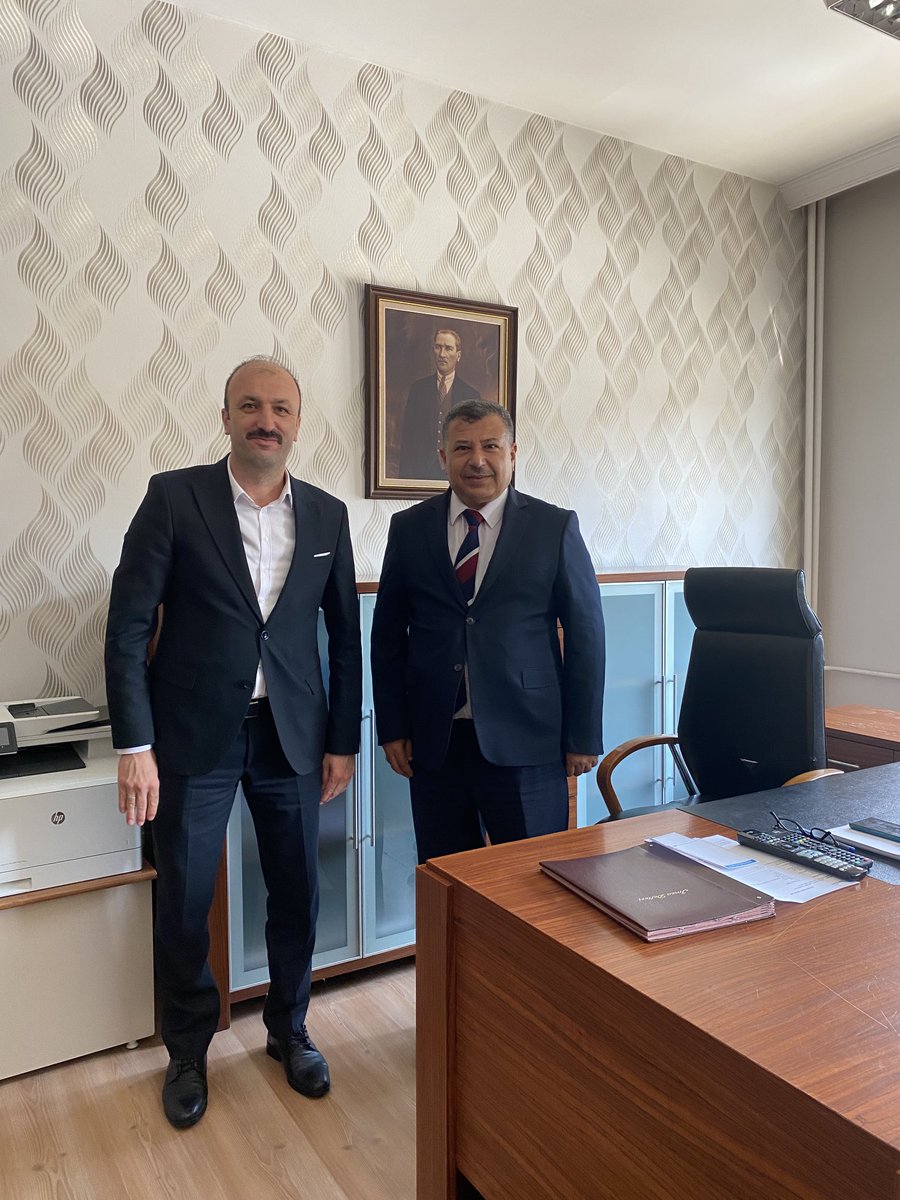 Genel Başkan yardımcımız Sn. Mustafa KAHRAMAN Kurumumuz İç Kontrol Daire Başkanlığına atanan Sn. Mehmet TANRIÖVER’e hayırlı olsun ziyareti gerçekleştirdi.
⁦<a href="/mustafakahrmn61/">Mustafa Kahraman</a>⁩