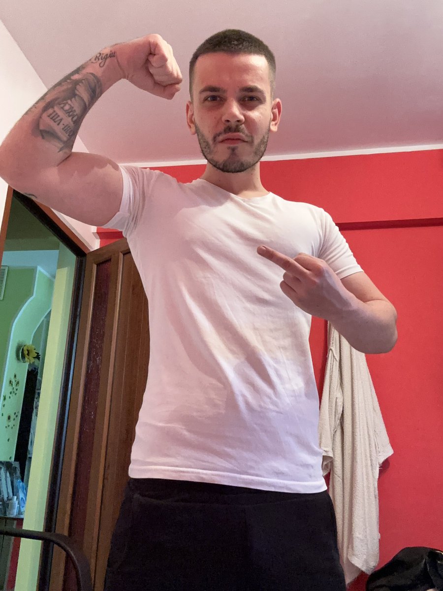 MasterBraz95's tweet image. And now your wallet’s mine.

Skype: Balkan_Braz95
#cashmaster #findom #alpha