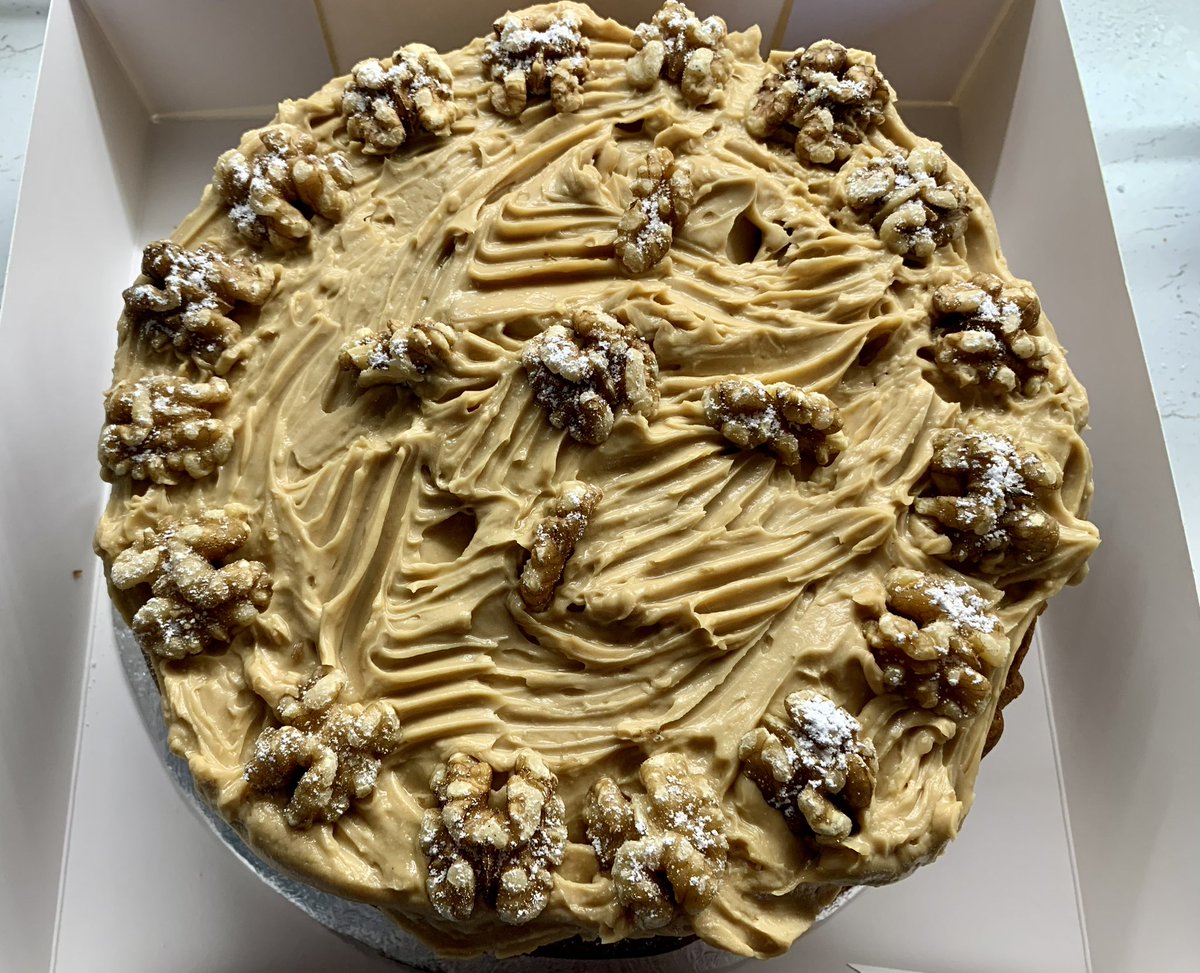 highlandcook's tweet image. Gluten free coffee and walnut cake. Lots of coffee and lots of walnuts. Nothing worse than a coffee cake with no coffee flavour! Great texture too. Baking happy.
#bakerslife #glutenfree #coffeeandwalnutcake #baking #birthdaytreat