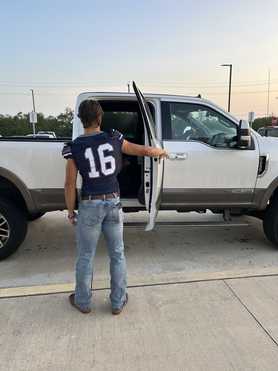 Van Raub Elementary School tweet media