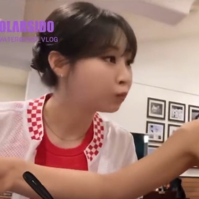 ㅋㅋㅋㅋㅋㅋㅋㅋㅋㄱㅌㅋㅋ

문별이 풍선같음
말랑말랑함 미침진짜🤦‍♀️🤦‍♀️