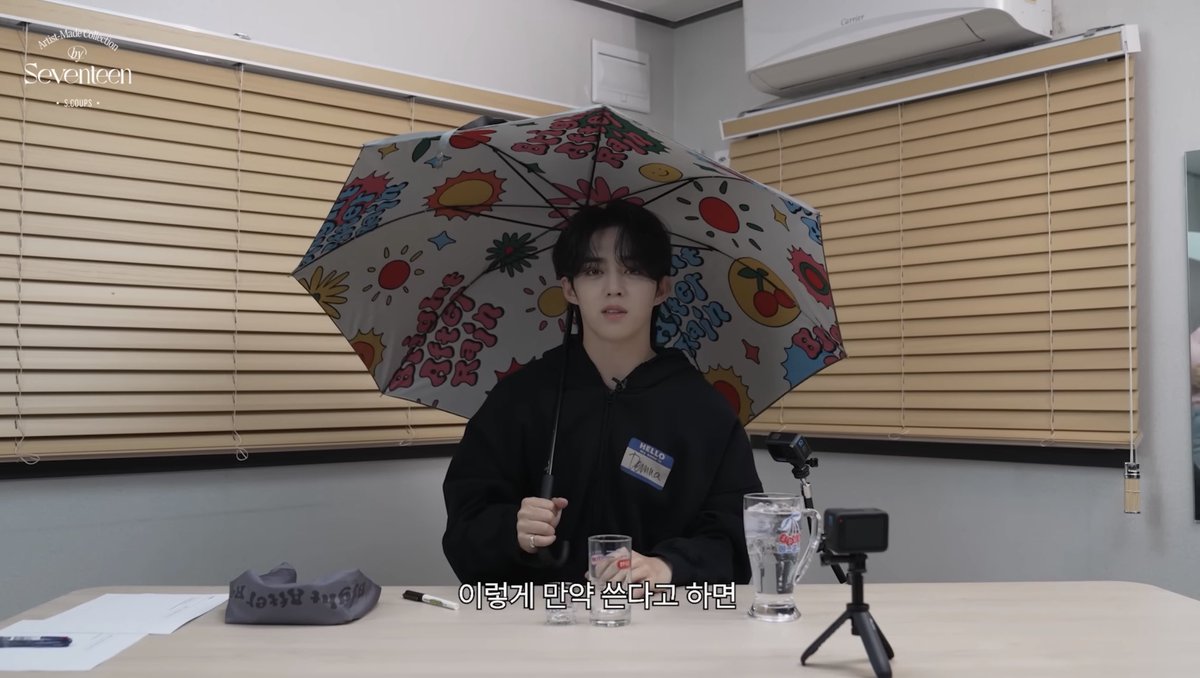flamehanie's tweet photo. all the season 1 items screams “A NEED” ottohkeeeee😭😭😭

scoups: domino glass set, b.a.r umbrella
jeonghan: pluffy toram &amp; blanket set, toram on the moon (mood light)
joshua: pulse-pause perfum diy kit 
jun: o.c.l keyring set, o.c.l phone case set https://t.co/ykSGESGgrS