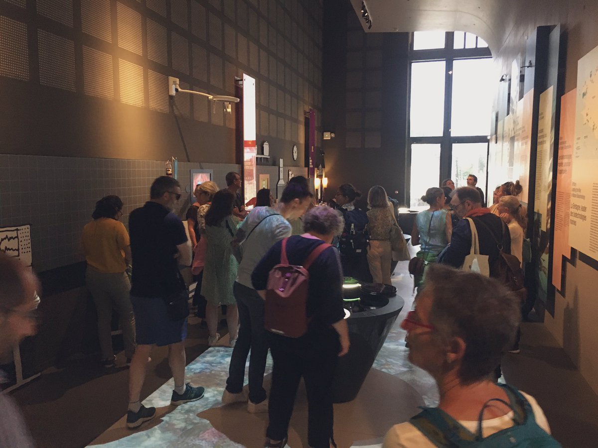 JulienBouzeloc's tweet photo. #MerEduc23 : dernière ligne droite pour les participants de l’université d’été. Synthèses, calendrier, visite du 70.8 aux Capucins de Brest.., et découverte du prochain thème de l’université d’été @MerEducation 2024 : « Océans et sport » ! @DAACBretagne https://t.co/mdTZnX4AMF