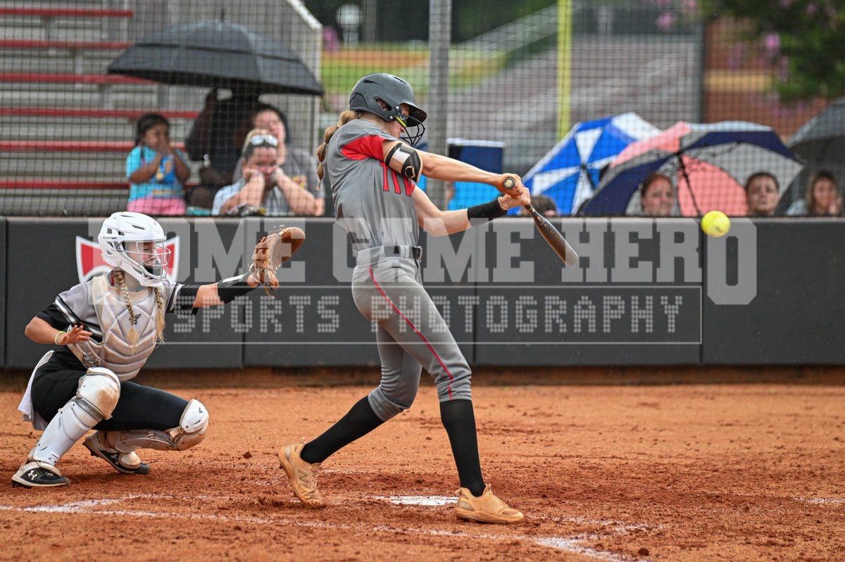 NOHS Varsity Softball vs. East Hall 8/8/23 Curated gallery is ready for downloads and prints. Discover your student athlete in action: homegamehero.smugmug.com/2023-2024/NOHS… @NOHSfastpitch @NOHS_Titans @Northoconeeath @OconeeCoSchools @OfficialGHSA @EHHSVikings