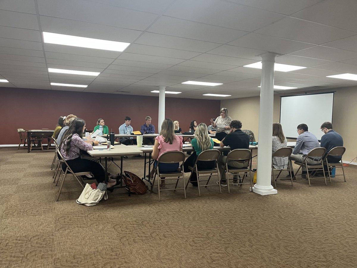 Clay County IL CEO class this morning - Super excited to see them &amp; how they learn/grow this year #2ndCEOClass #NCProud
