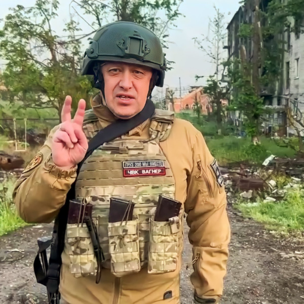 The worst mistake Yevgeny Prigozhin did was failing to finish what he had started-aborting the mutiny in June. You can't 
make a monkey out of Putin and walk scot-free.
#WagnerPMC #Prigozhin #Prigojine #putin #вагнер #пригожин #россия