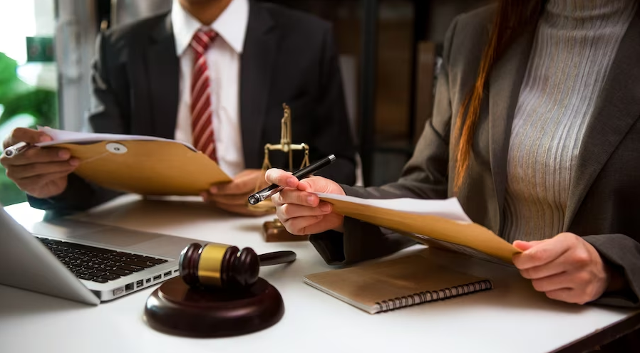 ArticleGuruz's tweet image. Discover actionable insights for handling disputes and challenges within  Texas probate proceedings. Your roadmap to effective resolutions. ⚖️🤝 shorturl.at/loJQ2

 #ProbateGuidance