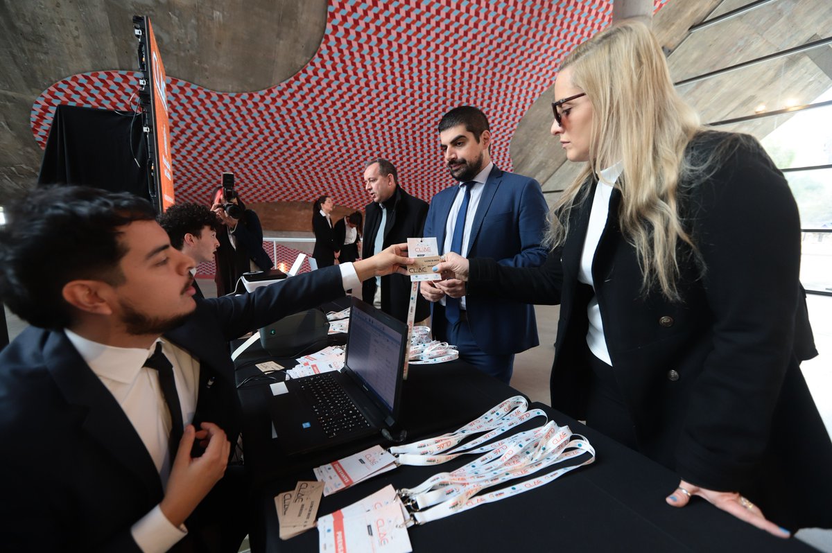 ¡Comenzó el #CLAC2023! 🚀🌎

El viceintendente de #CórdobaCapital, Daniel Passerini (<a href="/PasseriniOk/">Daniel Passerini</a> ), marcó el inicio del 14vo Congreso Latinoamericano de #Clusters.

<a href="/tcinetwork/">TCI Network</a> 
<a href="/tcilatam/">#TCI2024 Global Conference</a>