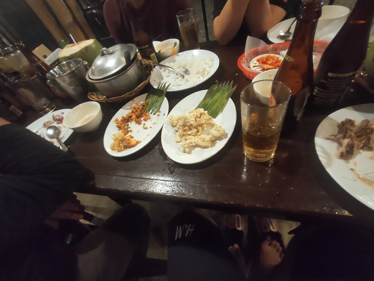 SolisRoding's tweet photo. Family dinner 🖤 https://t.co/FmYZWTDk7o