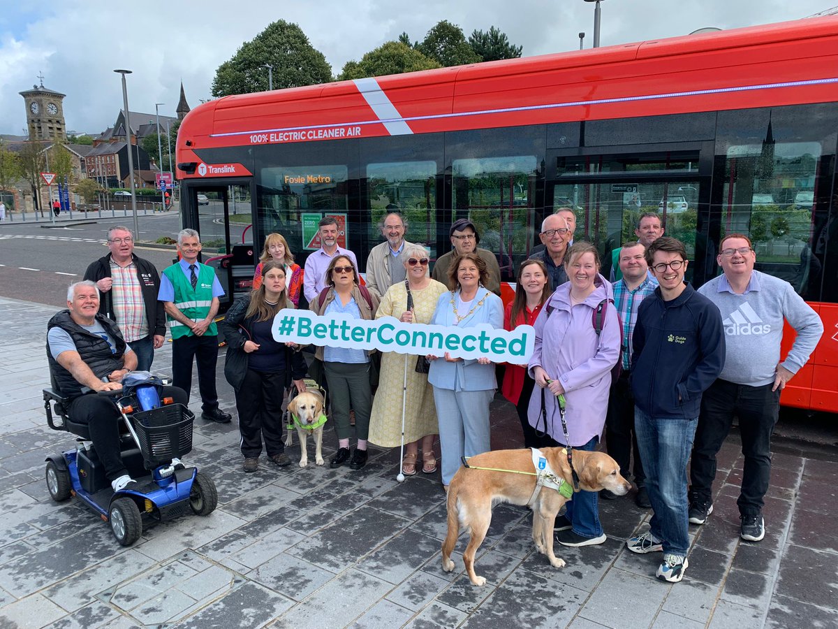 Translink_NI's tweet photo. We are committed to ensuring public transport is accessible for all! 🚌

Thanks to everyone who attended our accessibility session at the North West Transport Hub in Derry~Londonderry today to see our new #zeroemission #FoyleMetro buses

#BetterConnected #AccessibleTransport https://t.co/CENrMJNwFb