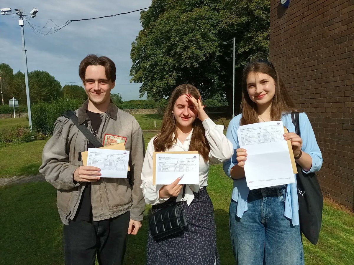 Sincere congratulations to the Class of 2023 on achieving excellent GCSE and vocational award results. At Wheatley Park, 78% of GCSEs were awarded at grade 4 (considered a ‘standard’ pass and equivalent to the former C grade) or above compared to the national pass rate of 68%.