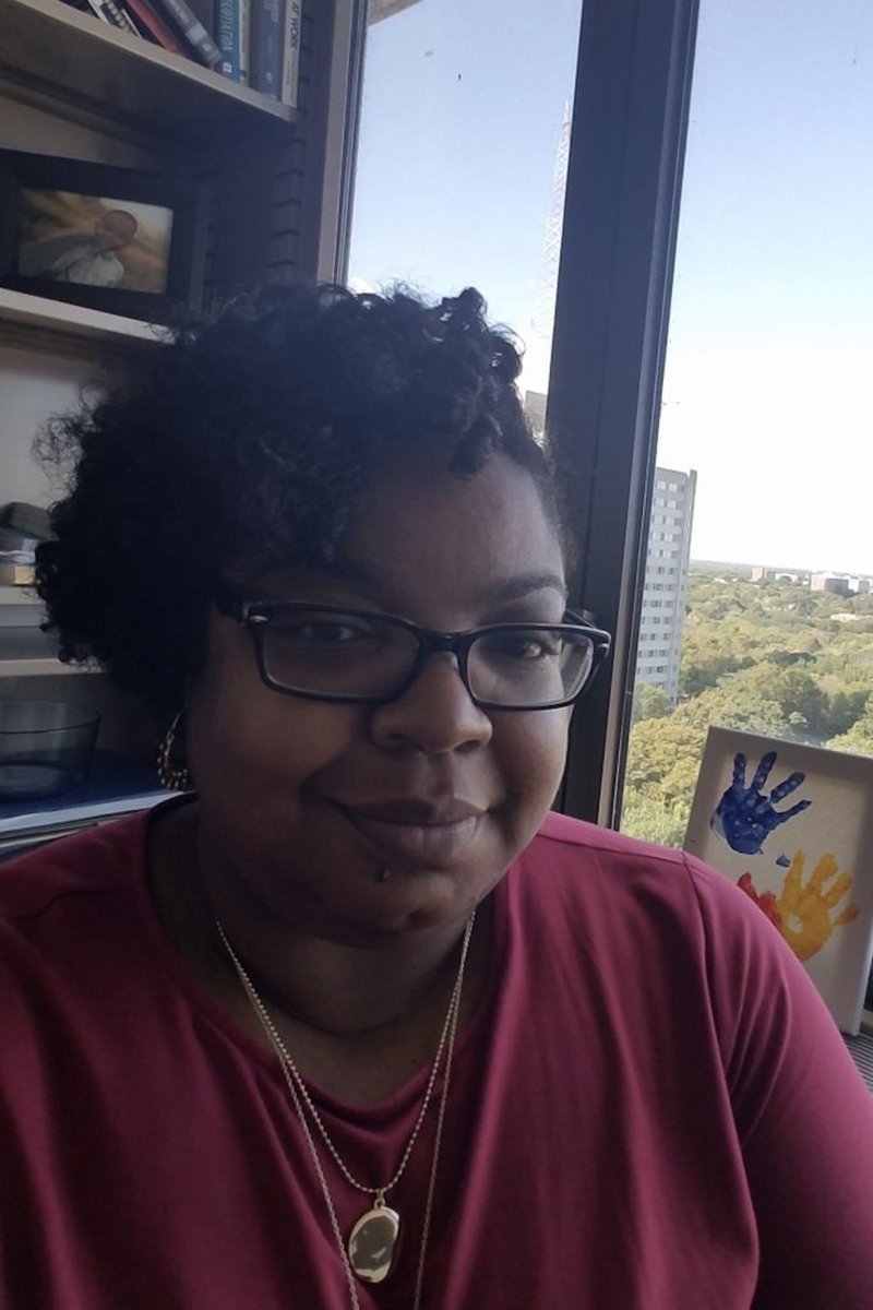PhD student <a href="/CandaceThat/">Candace Coates LCSW</a> has been selected for the 2023 APPAM Equity and Inclusion Student Fellowship, which will allow her to share her accomplishments at #2023APPAM.  Congratulations Candace! <a href="/APPAM_DC/">APPAM</a> #socialwork #phd #phdlife #phdsocialwork #uwmadsocworkphd