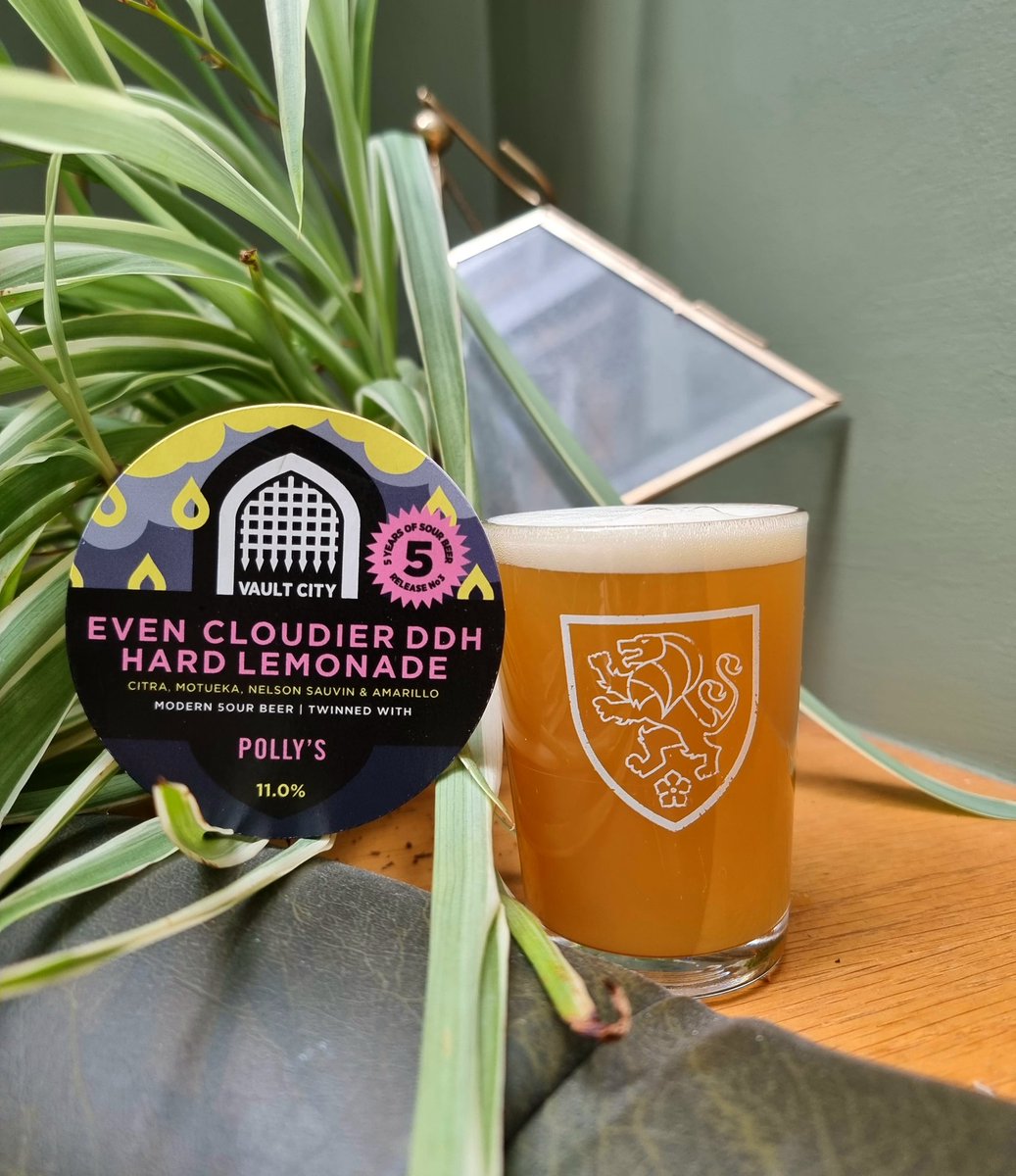 New load of brews dropped off, and one so enticing we couldn't wait to stick it straight on. Lots of lovelies coming to a tap soon, but as of now, we've got this brand spanker pouring: Vault City & Polly's Brew - Even Cloudier; 11.0% DDH Hard Lemonade Sour