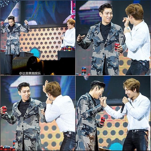 DAESUNG said  :

 "Let's pray for the safe return of those who go to the moon! Otherwise there will be no next album!"

"Next album" ...BIGBANG album?!😭😭😭...we still have hope 💛💛. TODAE crumbs 💛 ..He can't stop mentioning  about Tabi hyung.

©️@/shko1104