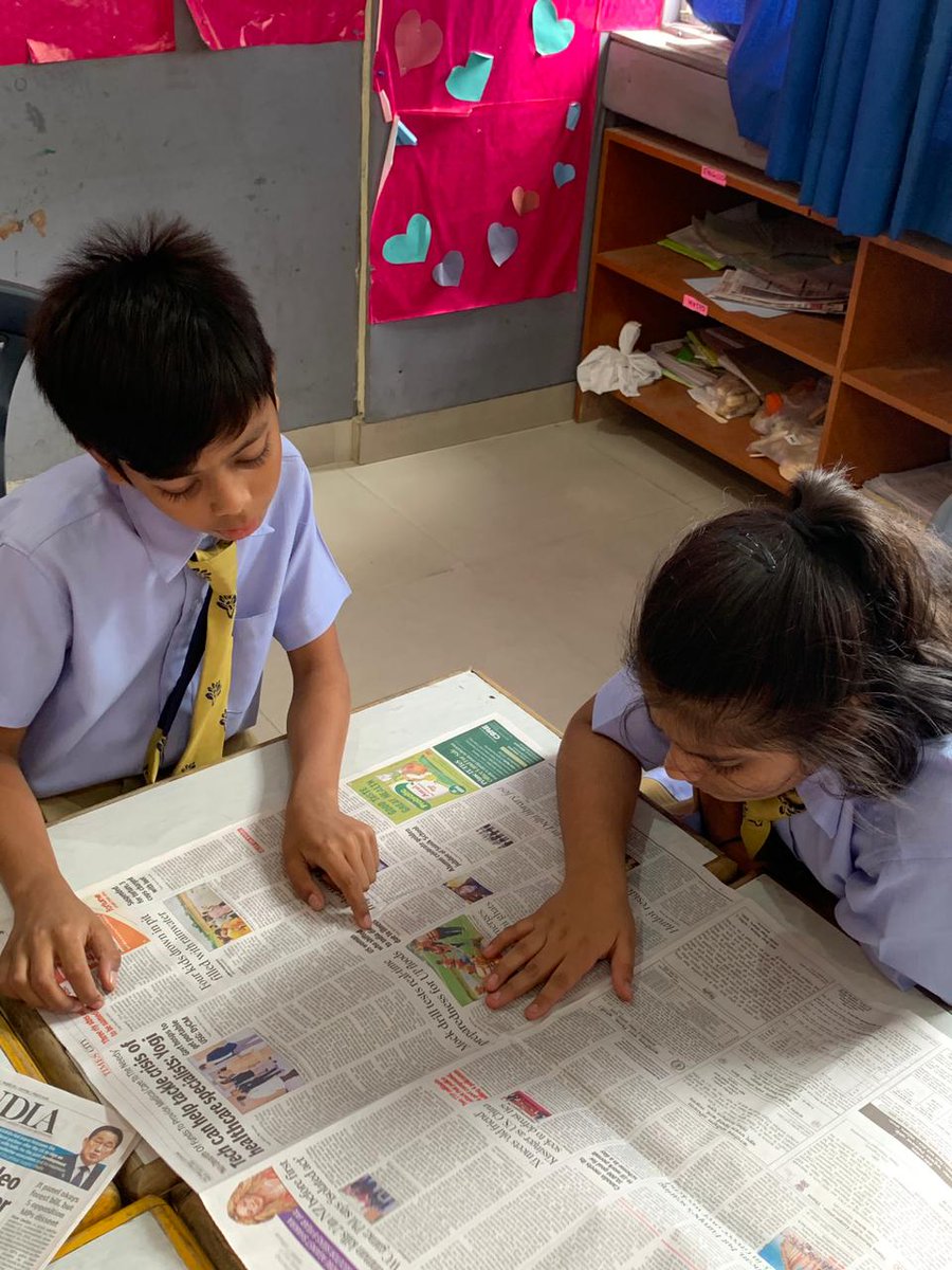 ModernSchoolLko's tweet image. Through a hands-on activity, Grade 4 students read a newspaper report, collaboratively analyzed its components such as heading, date, and title. 
#WeAreModernites #IBPYP #ReportWriting