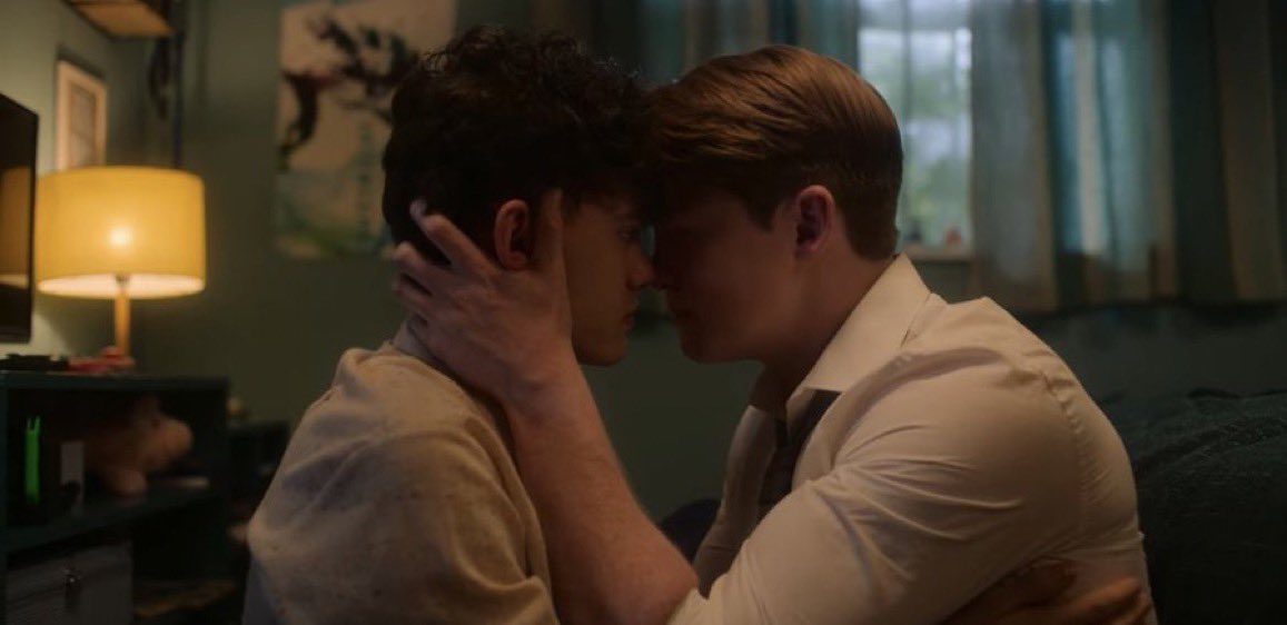 “love you to the moon and to saturn”