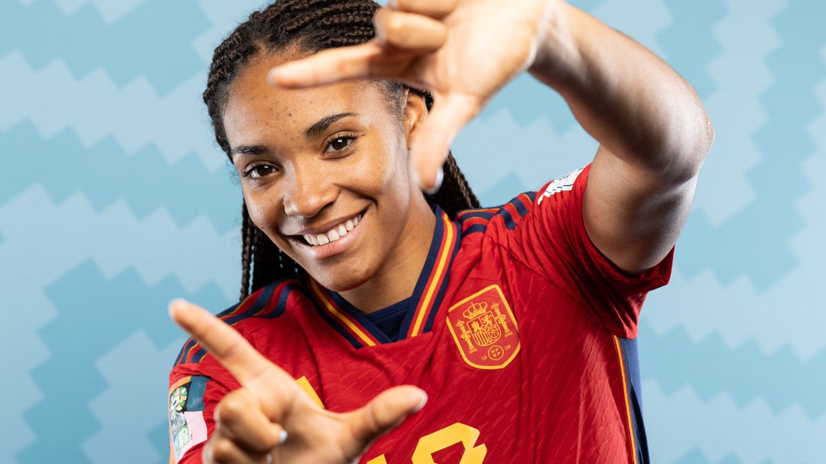 Imágenes que precedieron grandes momentos. 📸

⚽️ Balón de Oro adidas: Aitana Bonmati
👟 Bota de Oro adidas: Hinata Miyazawa 
🧤 Guante de Oro adidas: Mary Earps
🌟 Mejor jugadora joven: Salma Paralluelo

#FIFAWWC | #BeyondGreatness