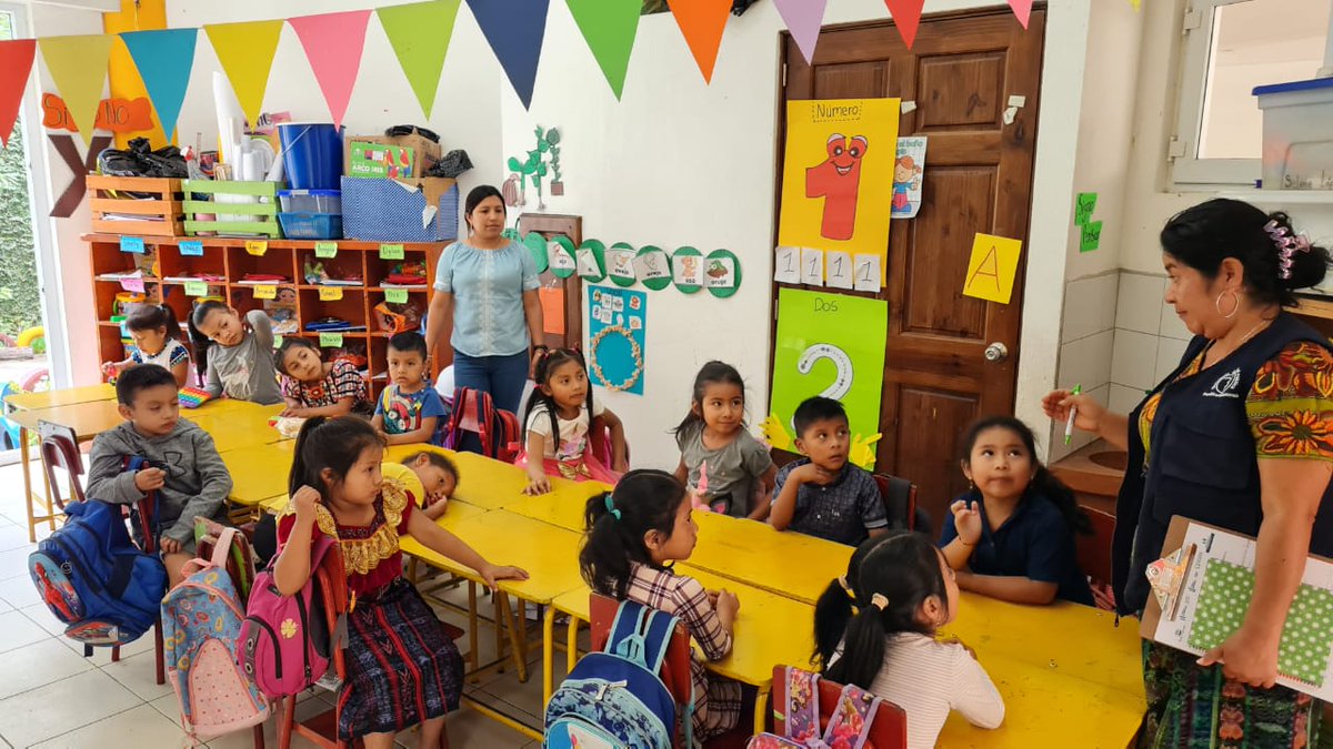 La Mesa de Alimentación Escolar de Panajachel realizó monitoreo a las tiendas escolares con el fin de valorar buenas prácticas en #SaludYNutricion.

El resultado será analizado con el fin de fortalecer los procesos en los centros educativos.

#NiñezSaludable