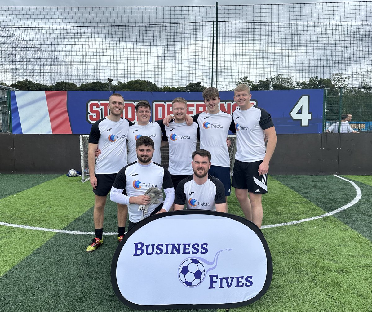 BusinessFives's tweet photo. Welcome @TrebbiFamily to our #biz5s event in Sheffield !

Good luck to the team playing in support of @alzheimerssoc 

#sheffield #charity #networking https://t.co/n1jjgZafMX