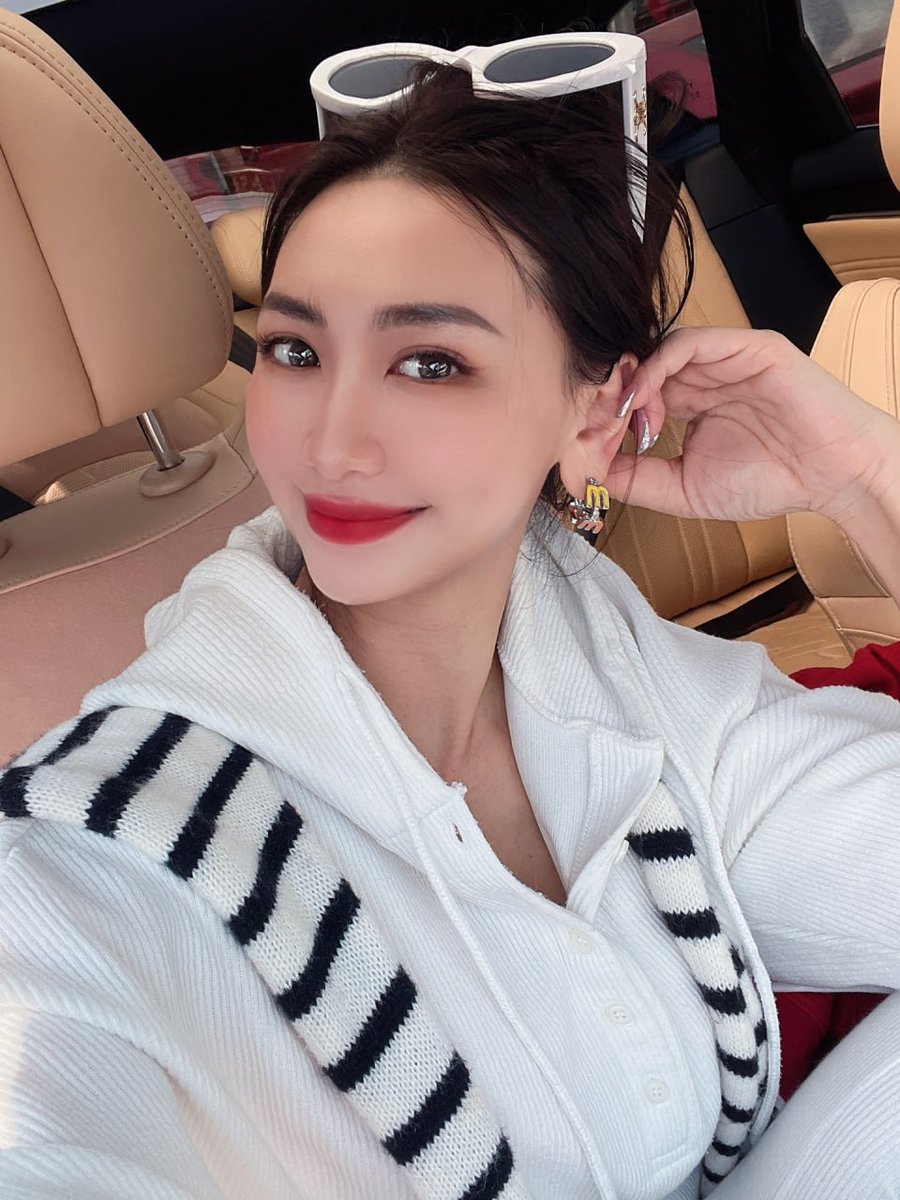 You shouldn't want to think about a person who doesn't want to think about you, right?