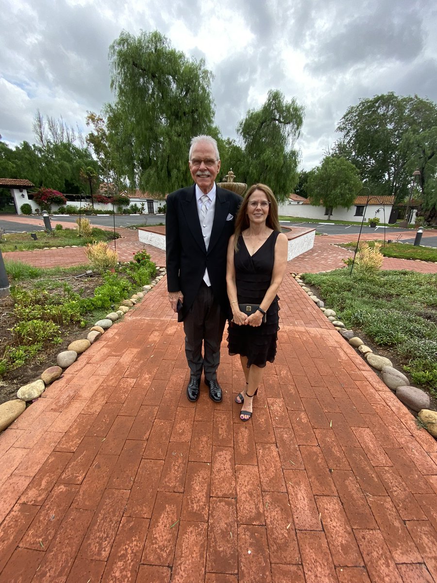 BenakSandy's tweet photo. Happy 21st Anniversary to my Husband! Wonderful time celebrating Megan &amp; Alec’s Wedding on the 19th! In San Diego, CA! @benaktj @BenakSandy https://t.co/iriitKQMR2