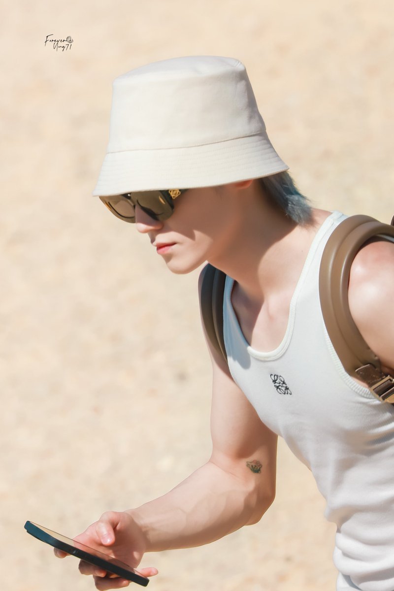 ForeverYong71's tweet photo. 230625
☀️☀️🍃

#태용
#テヨン 
#TAEYONG 
#NCT127 https://t.co/4KtAL7elkp