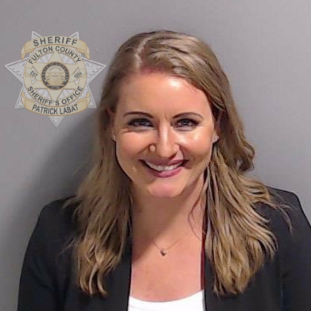 PB_Commentary's tweet photo. After seeing the mugshot for @JennaEllisEsq I have to wonder if she is planning to use this for her application for Love After Lockup? She has lost all credibility, will probably lose her law license, and she will need to do something after she is finishes serving her sentence. https://t.co/B5s7HBnz0g