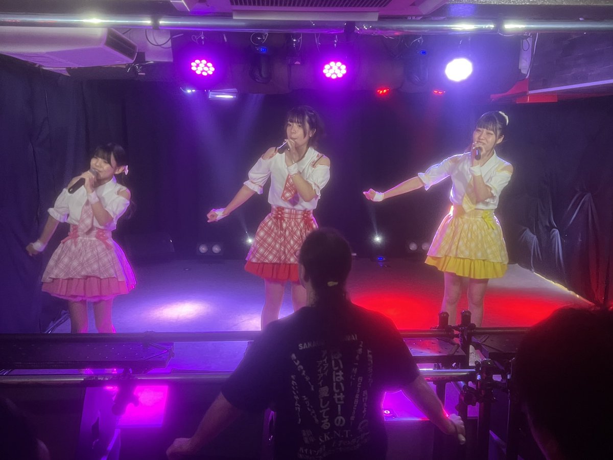 omanchosu09's tweet photo. るるのるさんへ
長い間主催ライブ出てくれてありがとございます
解散ライブま���後少しになって寂しくなります！
また何処かで会えたらいいなー
ありがとございました！ https://t.co/08ZtOXECc4