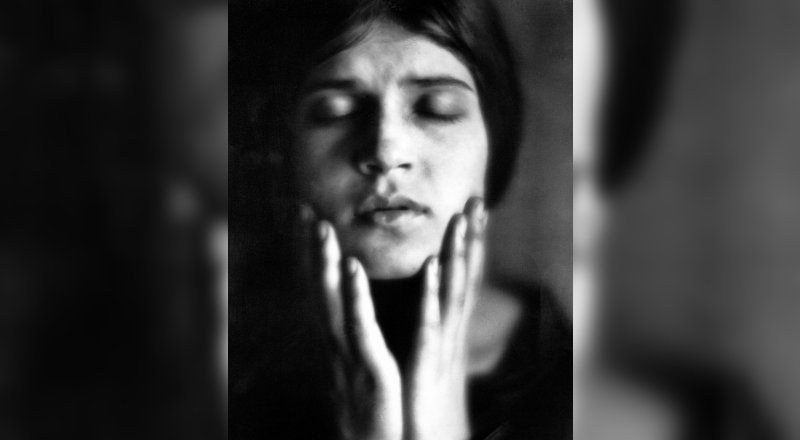 JoseCarlosRguez's tweet photo. Tina Modotti y Julio Antonio Mella, inolvidables. Revolucionarios más allá del tiempo. Raíces de juventud. De la memoria a los desafíos del presente.

#Italia y #Cuba, desde lo social y la historia, mil razones de un puente sólido. https://t.co/oACqGkoLID