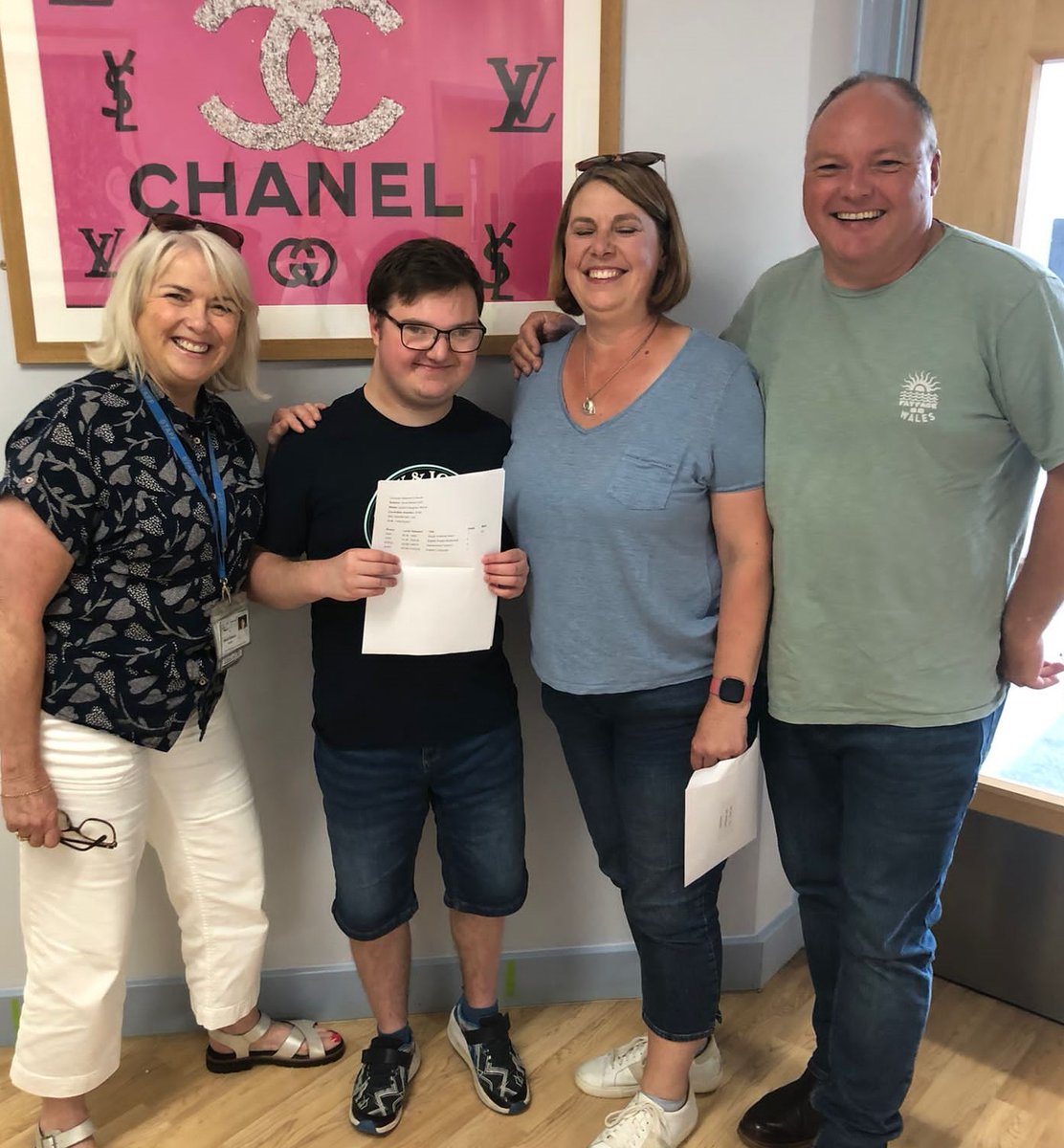 PLC_Pathways's tweet photo. Some fantastic results today @PLC_Pathways today &amp; smiling faces, but remember you have achieved so much more than the grades awarded! We are so proud of all of our students for the journey you have taken at Pathways and the #relationships you have built. #ExamResults2023 💚 https://t.co/aoCPjGPG1J
