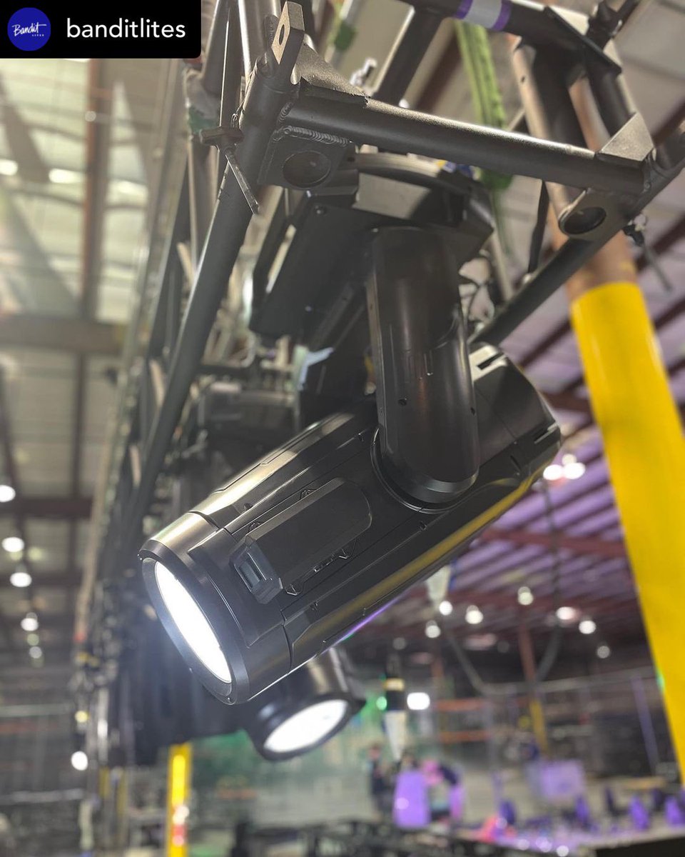 TheRobeWay's tweet photo. Dropping in on the @BanditLites #ShopLife on a #TechThursday prepping @Robelighting #iForte FS, #BMFL WashBeam with #Lightmaster Side Kits & #MegaPointe luminaires.
#therobeway #robelighting #banditlites #lightingtech #techlife #robeinnovation https://t.co/XAU4xtTG5S