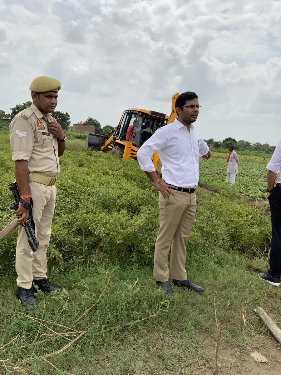 SDM Sadar, Agra tweet media