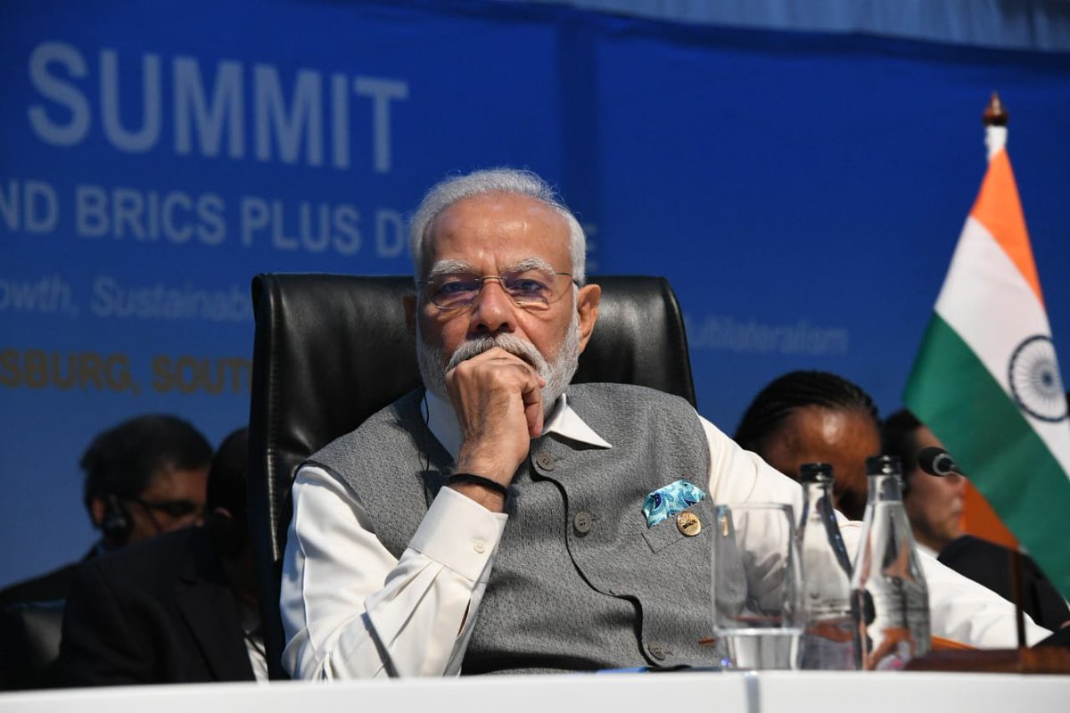 GovernmentZA's tweet photo. [Photos] World Leaders attending the BRICS-Africa Outreach and BRICS Plus Dialogue #BRICSSummit2023 #BRICSza https://t.co/WP3vTVqq5M https://t.co/mTXOuQq9IF